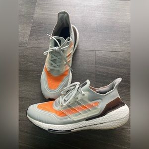 Mens Adidas Ultra Boost 21 - sz11 Gray/Orange